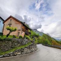 Wild Valley Natura Pura in Valle Onsernone, hotel in Crana