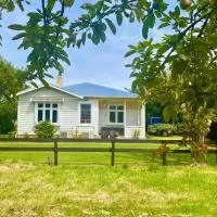 Big Fully Equipped 3BRM Quiet Farm House Near Beach & 12 min to Town, ξενοδοχείο σε Riverton