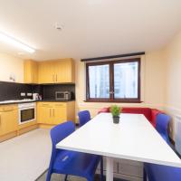 ALTIDO Economy 4 and 5 bed flats, close to Old Town and Royal Mile