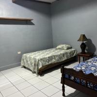 Hotel Pacific Surf Tunco Beach with AC best room Surf City, hotel en El Tunco, Tamanique