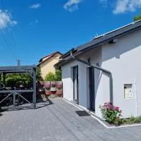 Domek Pod Cisem na wyłączność – hotel w mieście Kierzkowo