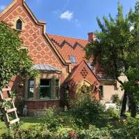 Little Cottage auf 2 Etagen, khách sạn ở Raben Steinfeld