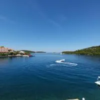 Adio Mare, hotel em Pomena