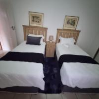 TT’s self-catering apartments, отель в городе Qumbu