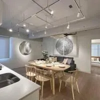 Art Bldg by b hotel - Modern 2BR City Center for 8ppl, מלון בŌsukachō