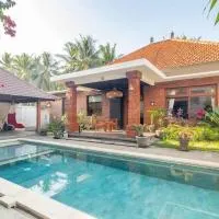 Dani Private Villa - 2BR Private Pool Villa in Tejakula North Bali, viešbutis mieste Gretek