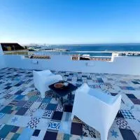 Zen House، فندق في سينيس