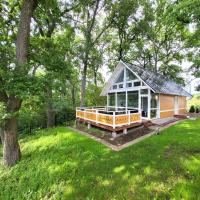 Beautiful lakefront house – hotel w pobliżu miejsca Lotnisko Västerås - VST w mieście Västerås