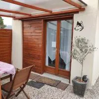 studio avec terrasse "Le Loup", Hotel in Lamotte-Beuvron