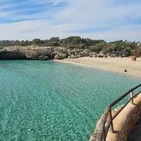 Casa Domingos Cales De Mallorca, hotel di Calas de Mallorca