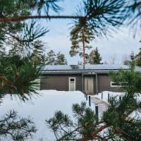 Forest Peace House, hotel in Straujupes