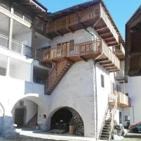 Gästezimmer Casa Lundo 52 - Casa dell'Estate 52 Lundo, hotel in Comano