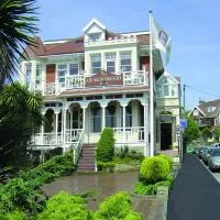 Queenswood Hotel, hotel em Weston-super-Mare