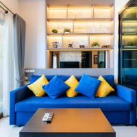 Luxury 31st Top Floor Condo with Swimming Pool, hotel di Nong Pa Khrang, Chiang Mai