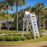 Anna's Beach House Walk-Out To 30A in Seacrest- Pet-Friendly, hotel v destinácii Rosemary Beach