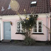 Skønt fiskerhus. Tæt på by, havn og havet, hotel v destinaci Marstal