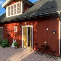 Röda huset, hotelli kohteessa Hallstahammar