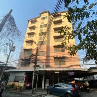 Suppamas Mansion ศุภมาส แมนชั่น โรงแรมที่บางกอกใหญ่ในBangkok Yai