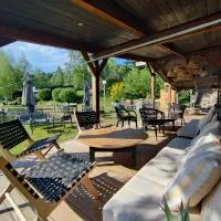 Les Chalets Du Goulet, hotel Le Bleymard városában