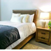 Liberty Towne - Fast WiFi, Self Check-in - Perfect for short-term or long-term stays, hotel poblíž Simmons Army Airfield - FBG, Fayetteville