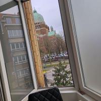 Room in BB - undefined, hotel din Sint-Agatha-Berchem, Bruxelles