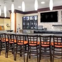 Fairfield Inn & Suites by Marriott Toronto Airport, hotel a Northeast Mississauga, Mississauga