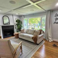 Bluebird Abode Stand Alone House 3 Bed 2 Full Bath, hotel poblíž Metropolitní letiště Chattanooga  - CHA, Chattanooga