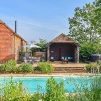 Luxury Farm House with Heated Pool & Jacuzzi
