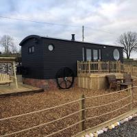 Low-Line Shepherds Hut