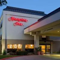 Hampton Inn Houston Stafford、スタッフォードのホテル
