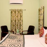 Collection O 4255 Day Night Guest House And Restaurant, hotel en Paota, Mahāmandir