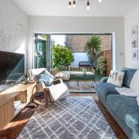 Stylish river apartment - West Putney Embankment