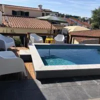 Sintra Breeze - Sun, Pool & Kitchen, hotel di Mem Martins