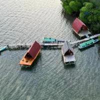 Villa Mangrove Pulau Pahawang、Lampungのホテル