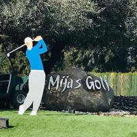 Mijas Golf - Vista Tranquila stunning golf and holiday property, хотел в Михас