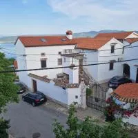 Guesthouse Villa Galovic, хотел в Брсеч