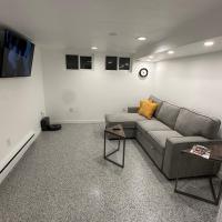 Basement Bliss: Cozy Getaway, hotel poblíž Regionální letiště Cheyenne       - CYS, Cheyenne