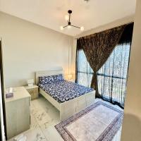 Modern 1BR in Dubai South Mag5 with all utilities: bir Dubai, Dubai World Central oteli