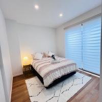 Double storey, Walk to Showground
