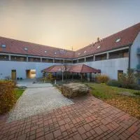 Hotel Madl、ヴェルケー・ビーロヴィツェのホテル