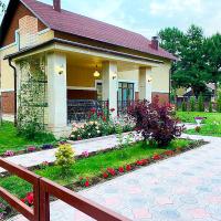 Центр Отдыха Лазурный берег, hotel near Issyk-Kul International Airport - IKU, Chok-Tal