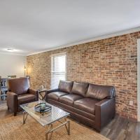 Eagle's Nest - Spacious Loft Downtown - Near GSU, ξενοδοχείο κοντά στο Αεροδρόμιο Statesboro-Bulloch County - TBR, Statesboro