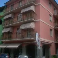 Hotel Corallo، فندق في مونيغليا