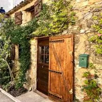 La Maison De Blanche Neige, khách sạn ở Assignan