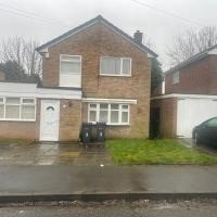 4 Bed Comfy House in Birmingham