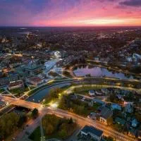 B&B Panevezys Self Check-in, hotelli kohteessa Panevėžys