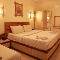 The Woodlands Residency- Unmarried and stag groups not allowed, hótel í Ooty