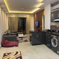 Stylish 2-Bedroom Apartment in Celia Compound, New Administrative Capital, hotel poblíž Capital International Airport - CCE, Madīnat al Amal