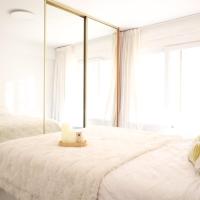 Furnished - Bright, Modern apartment in Brussels, 15 minutes walk from the Atomium, hotel v Bruseli (Jette)