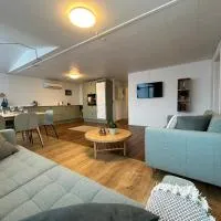Illu Rental - Green House with Iceberg view, hotell i Ilulissat